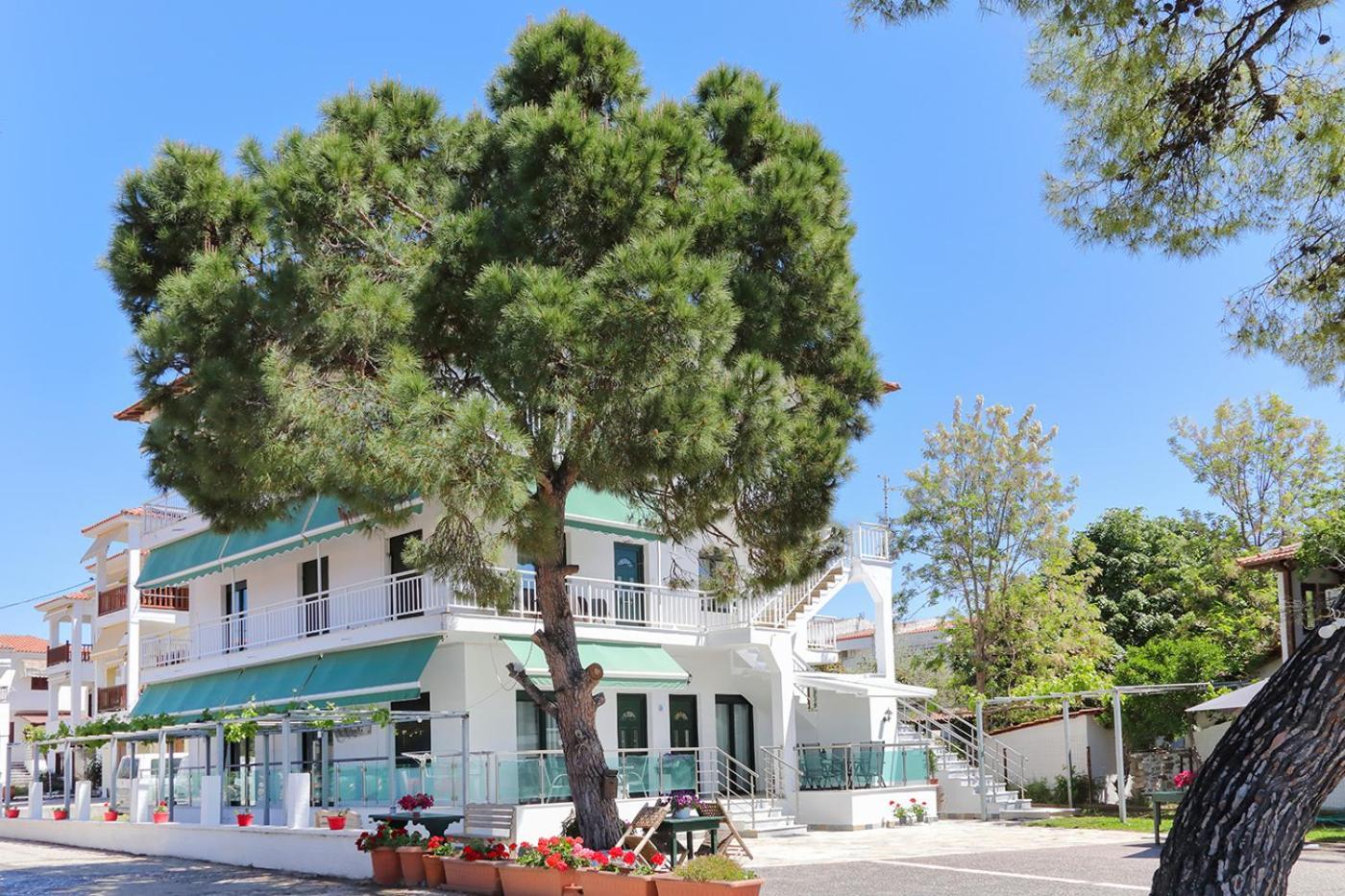 Agapitos Apartments Nikiti  Exterior foto
